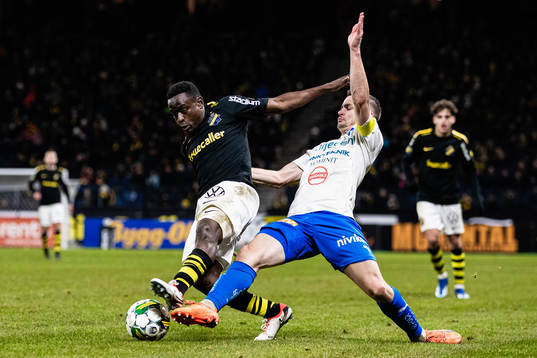 s Erick Otieno och Värnamos Oscar Johansson