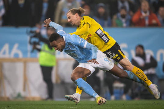 Malmö FFs Isaac Kiese Thelin och Elfsborgs Niklas Hult