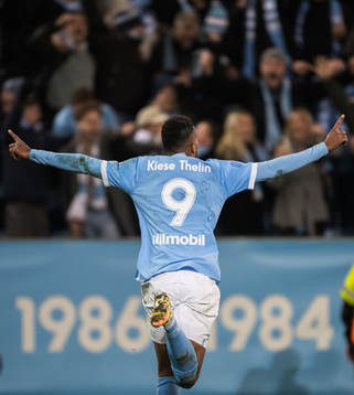 Malmö FFs Isaac Kiese Thelin jublar