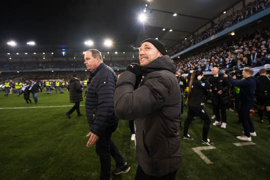 Malmö FFs tränare Henrik Rydström jublar