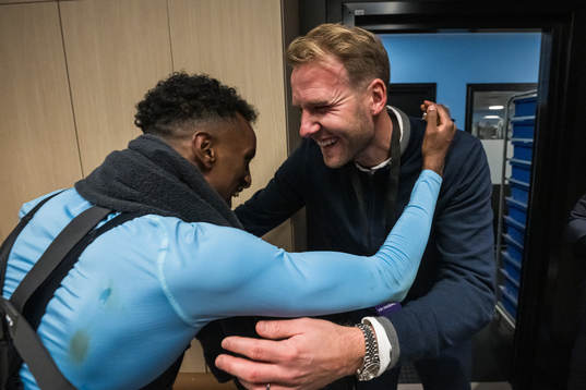 Malmö FFs Taha Ali och assisterande tränare Ola Toivonen