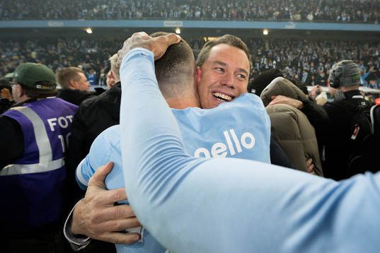 Malmö FFs sportchef Daniel Andersson och Martin Olsson