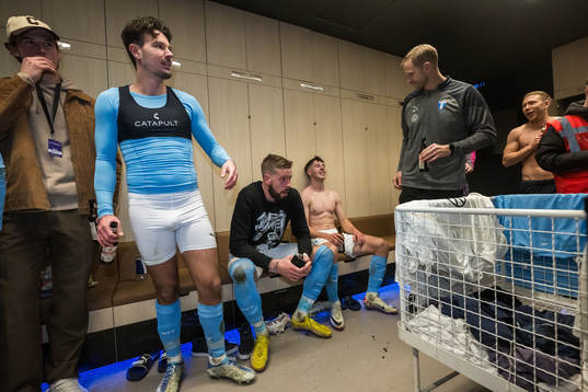 Malmö FFs Stefano Vecchia och Pontus Jansson jublar i