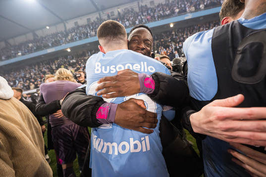 Malmö FFs Gabriel Busanello oh målvakt Ismael Diawara