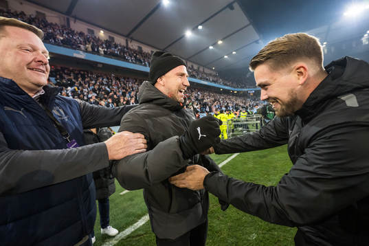 Malmö FFs tränare Henrik Rydström jublar