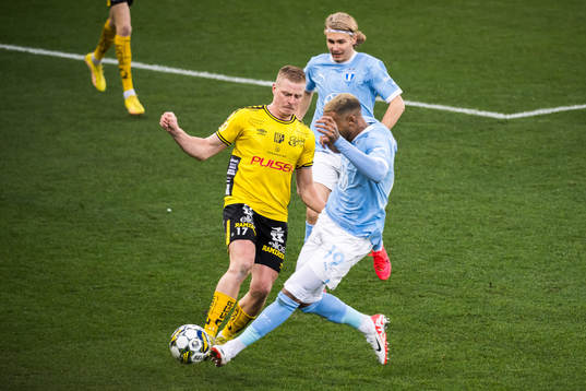 Elfsborgs Per Frick och Malmö FFs Derek Cornelius