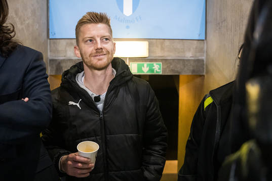 Malmö FFs Anders Christiansen på läktarplats