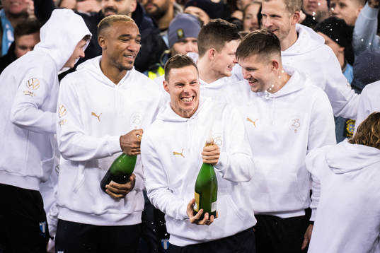 Malmö FFs Niklas Moisander jublar
