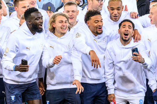 Malmö FFs Mahame Siby, Sebastian Nanasi,  Joseph Ceesay