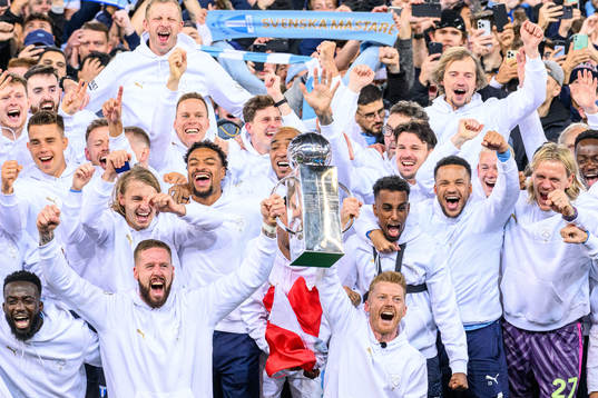 Malmö FFs Pontus Jansson och Anders Christiansen jublar