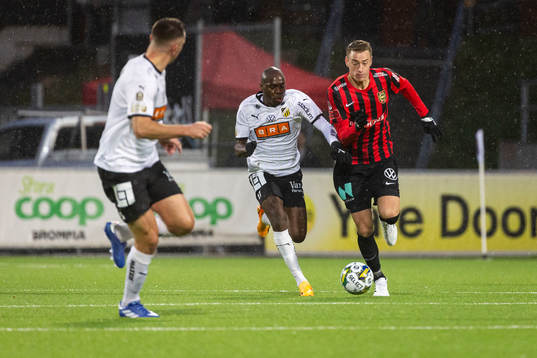 Häckens Edward Chilufya och Brommapojkarnas Jesper Löfgren