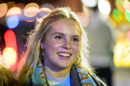 Malmö FF supportrar följer fotbollsmatchen i Allsvenskan