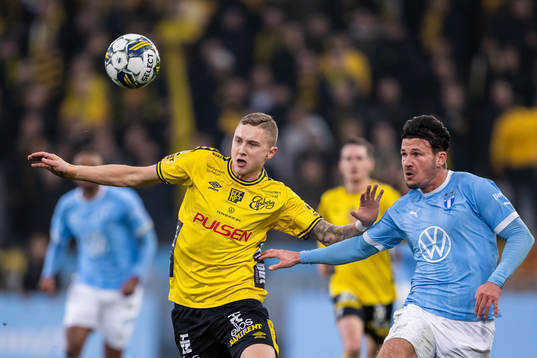 Elfsborgs Sebastian Holmen och Malmö FFs Stefano Vecchia