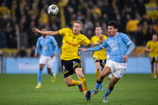 Elfsborgs Sebastian Holmen och Malmö FFs Stefano Vecchia