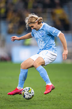 Elfsborgs Johan Larsson och Malmö FFs Sebastian Nanasi