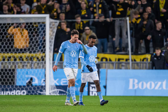 Malmö FFs Stefano Vecchia och Taha Ali deppar