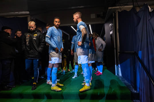 Malmö FFs Isaac Kiese Thelin och Pontus Jansson vid