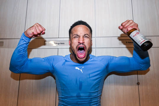 Malmö FFs Martin Olsson jublar över SM-guldet