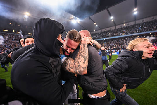 Malmö FFs Pontus Jansson jublar över SM-guldet