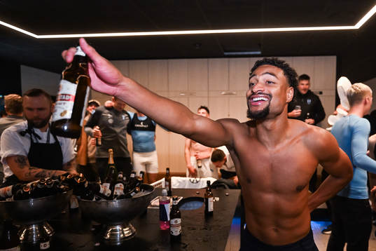 Malmö FFs Joseph Ceesay jublar över SM-guldet