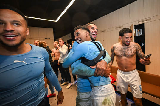 Malmö FFs Taha Ali och Isaac Kiese Thelin jublar över