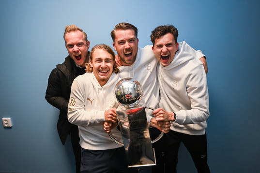 Malmö FFs Sebastian Nanasi och assisterande tränare