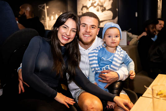 Malmö FFs Gabriel Busanello med familj