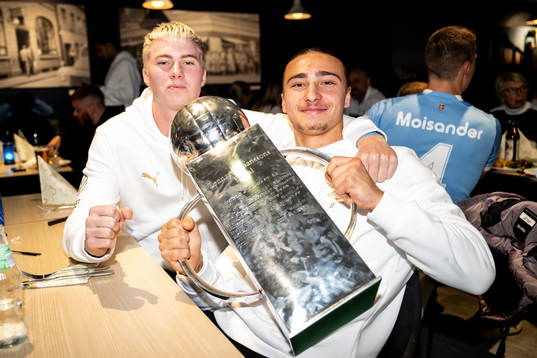 Malmö FFs Daniel Gudjohnsen och Elison Makolli