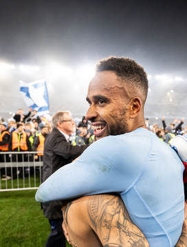 Malmö FFs Isaac Kiese Thelin jublar över SM-guldet