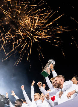 Malmö FFs Anders Christiansen och Pontus Jansson höjer