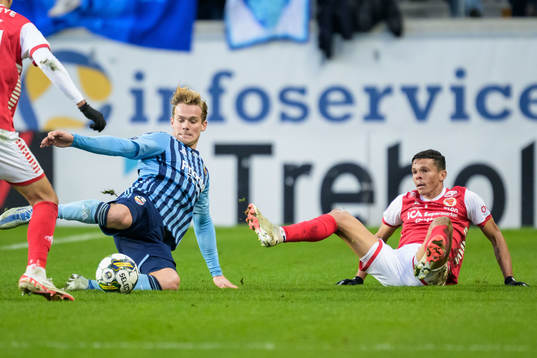 Djurgårdens Hampus Finndell och Kalmars Romario Pereira