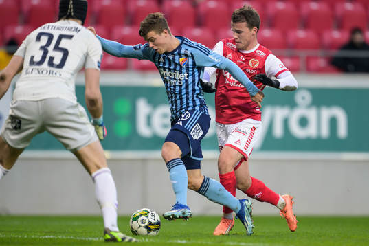 Djurgårdens Samuel Dahl och Kalmars Simon Skrabb