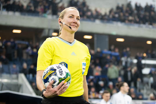 Domare Tess Olofsson