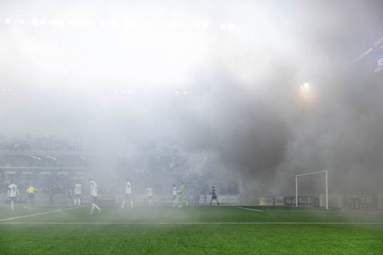 Rökfylld arena