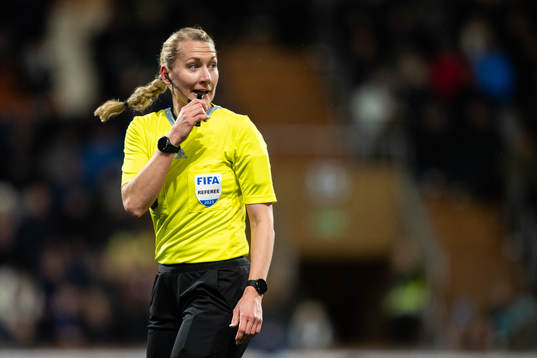 Domare Tess Olofsson