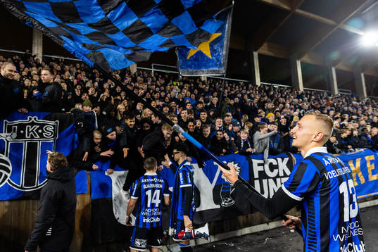 Sirius Jakob Voelkerling Persson jublar
