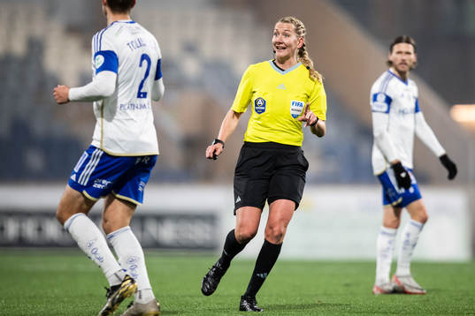 Domare Tess Olofsson