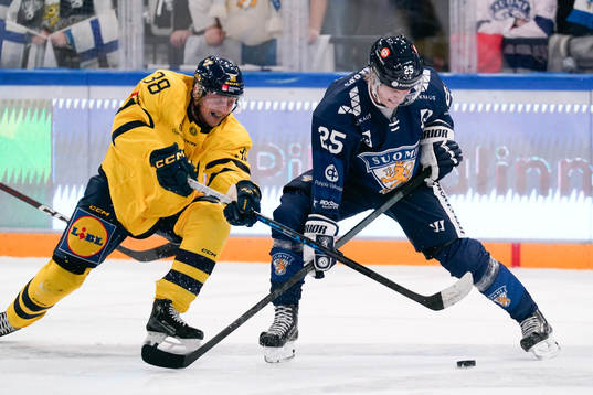 Olle Alsing of Sweden and Jere Karjalainen of Finland