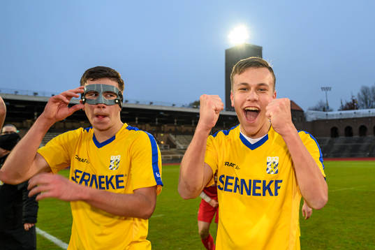 IFK Göteborgs spelare jublar