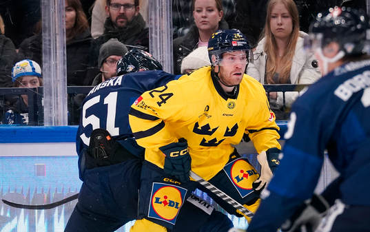 Juha Jääskä of Finland and Oscar Lindberg of Sweden