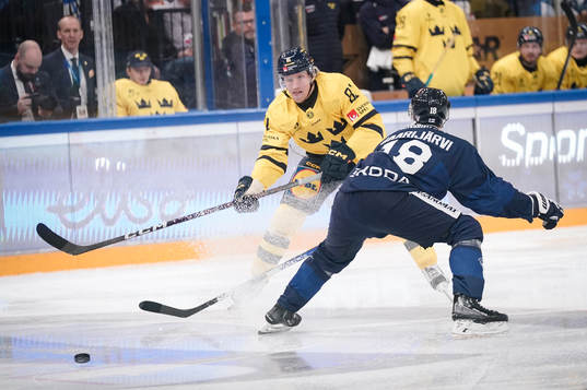 Marcus Sylvegård of Sweden and Vili Saarijärvi of Finland
