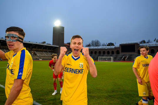 IFK Göteborg spelare jublar
