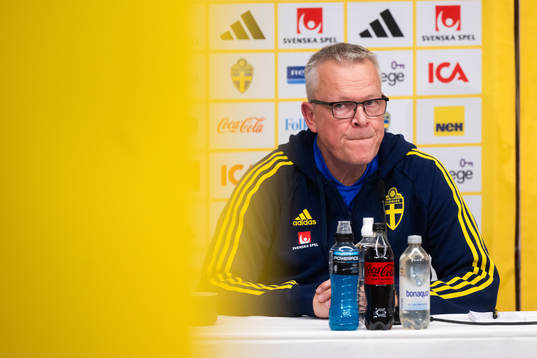 Bläddra bland fler bilder av Football, UEFA Euro Qualifier, Sweden, Press conference
