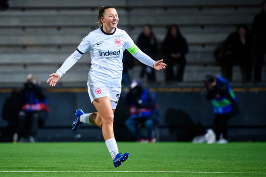 Tanja Pawollek of Eintracht Frankfurt celebrating scoring