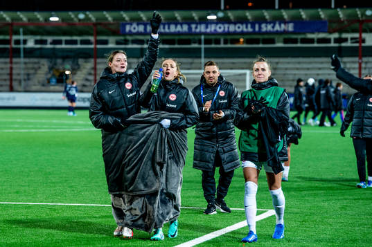 Players of Eintracht Frankfurt celebrates