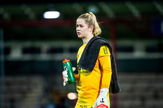Goalkeeper Stina Johannes of Eintracht Frankfurt