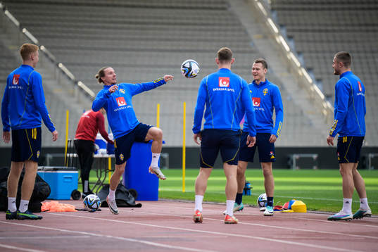 Hugo Larsson, Niklas Hult, Emil Krafth, Viktor Claesson and