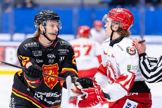 Irriterat mellan Alvestas Caleb Eefting och Troja/Ljungbys