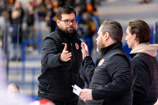 Troja/Ljungbys assisterande tränare Tobias Törnkvist