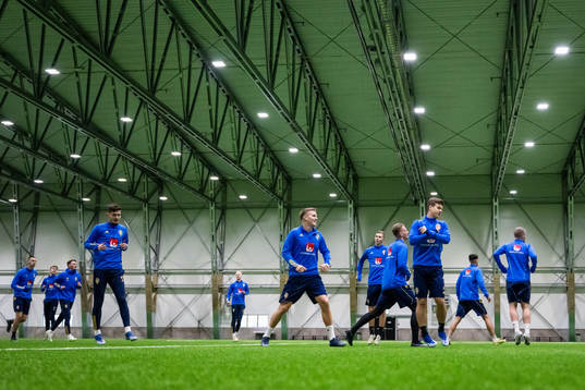 Spelare värmer upp